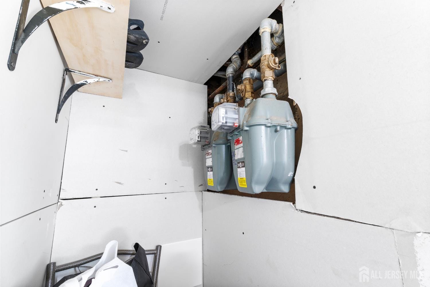 397 E Rector Street, Perth Amboy, NJ, 08861 image 25