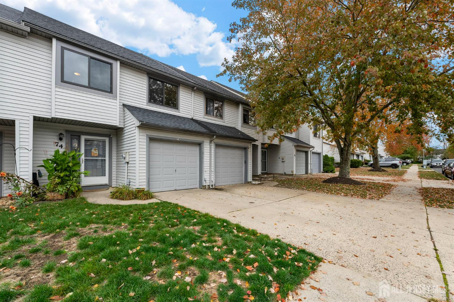 74 Lexington Circle Image 2