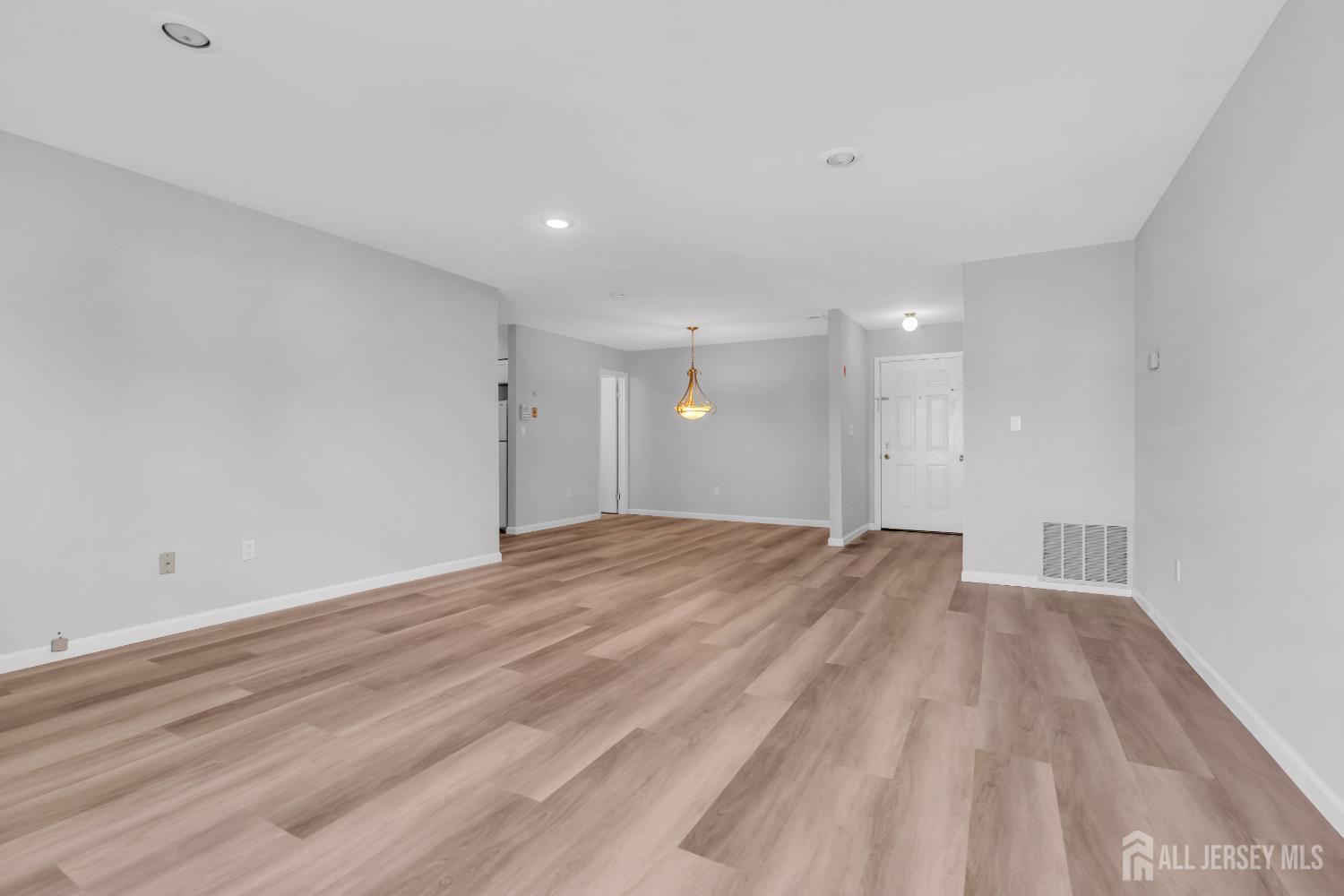 213 Main Street 17, Keansburg, NJ, 07747 image 6