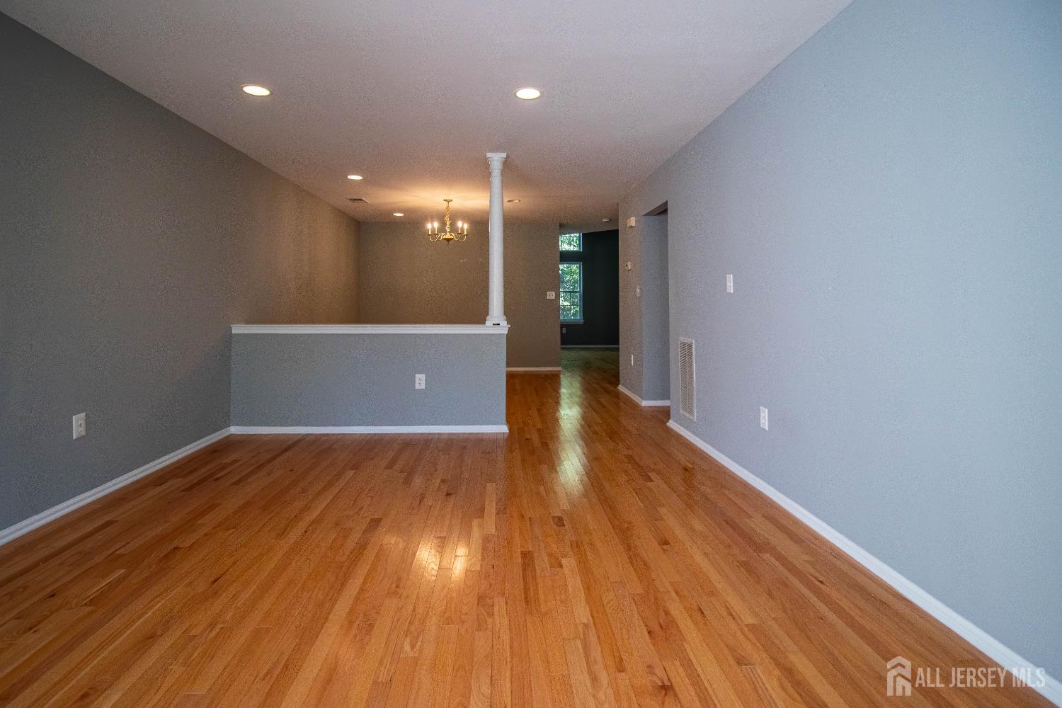 71 Pennsbury Way Image 2