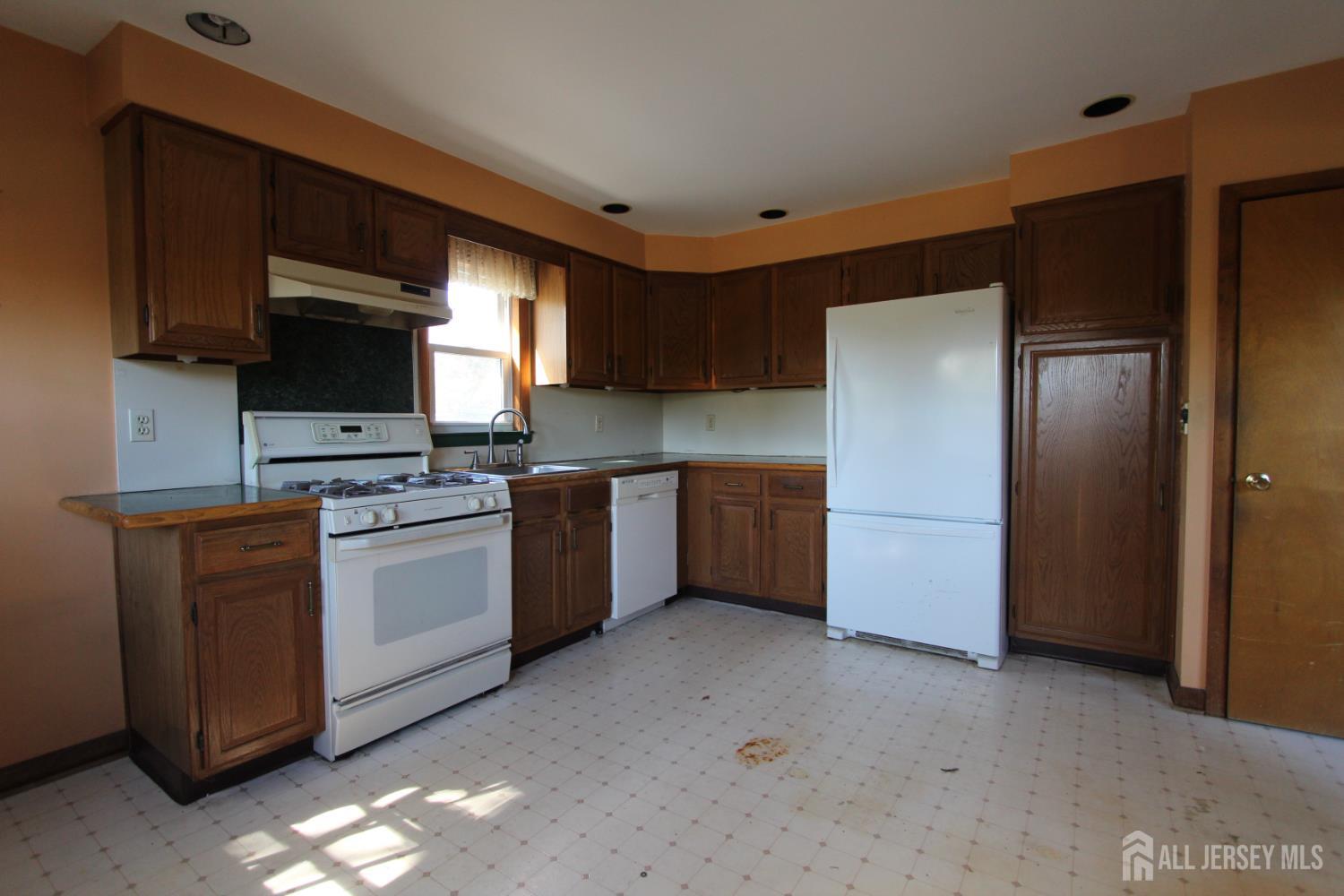 1115 Cherry Street Image 5