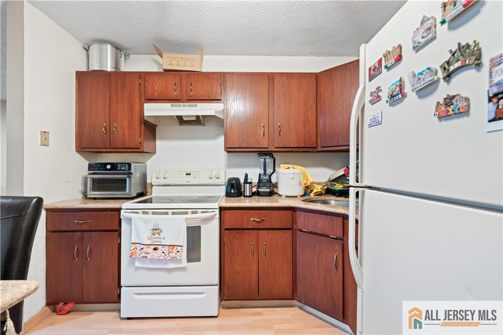 336 Lancaster Court 2336, Piscataway, NJ, 08854 image 9