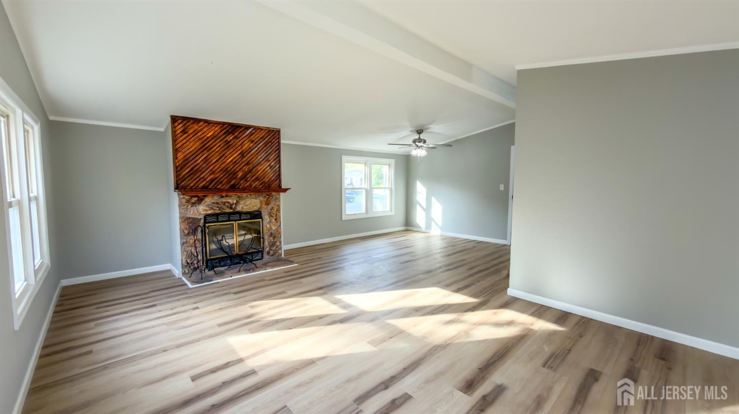 3 Cedar Court Image 2