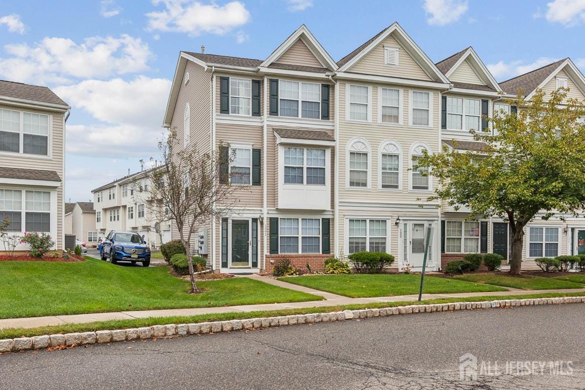 121 Giera Court, Sayreville, NJ, 08859