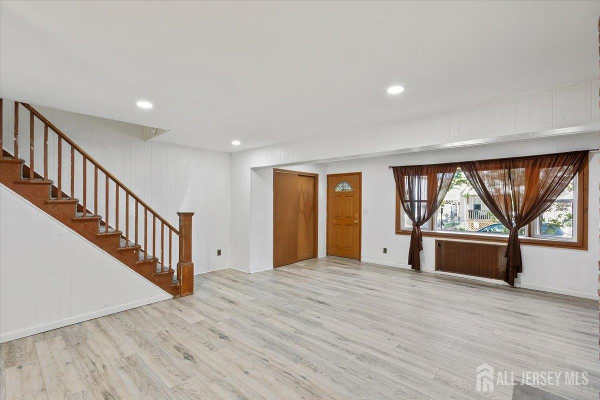 13 Lillian Terrace Image 3