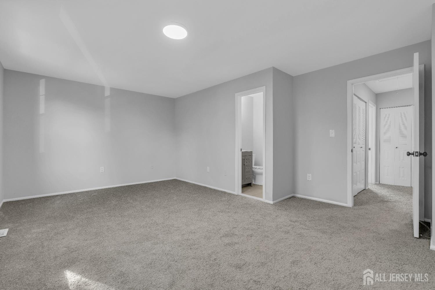 127 Berkshire Court, Piscataway, NJ, 08843 image 36