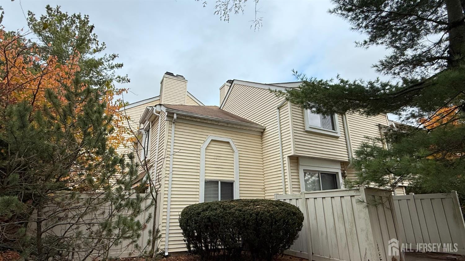 1150 Schmidt Lane Image 2