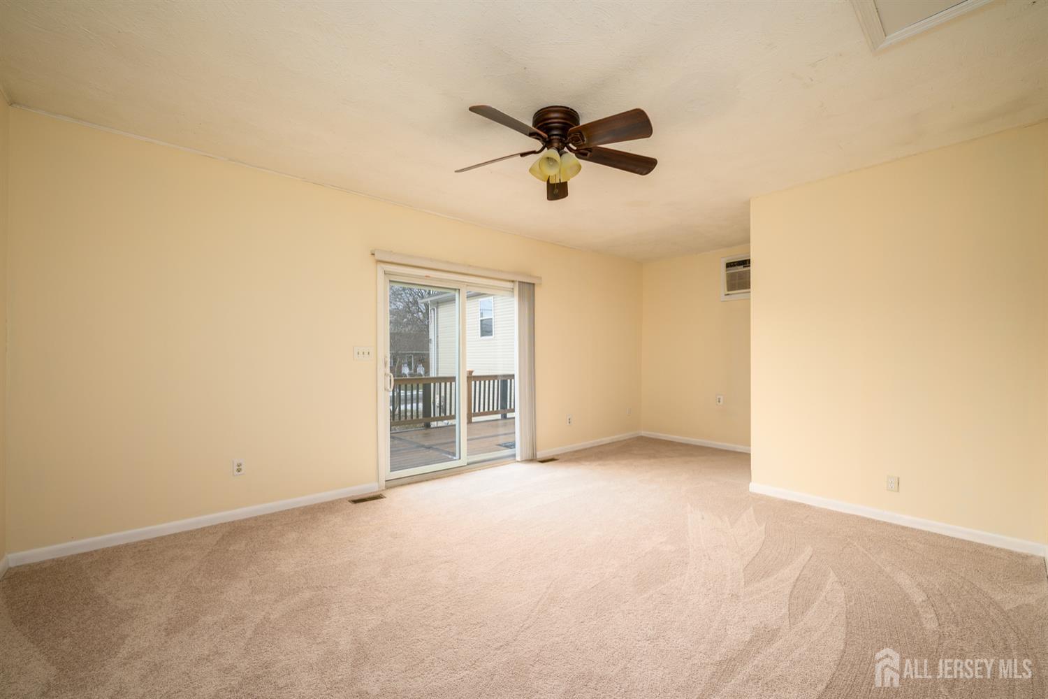 65 ORANGE Street, Edison, NJ, 08817 image 22