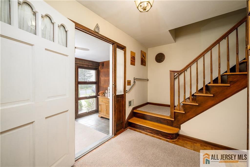 12 W Clark Place, Colonia, NJ, 07067 image 21