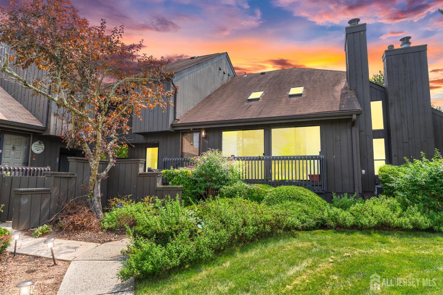154 Westgate Drive, Edison, NJ, 08820