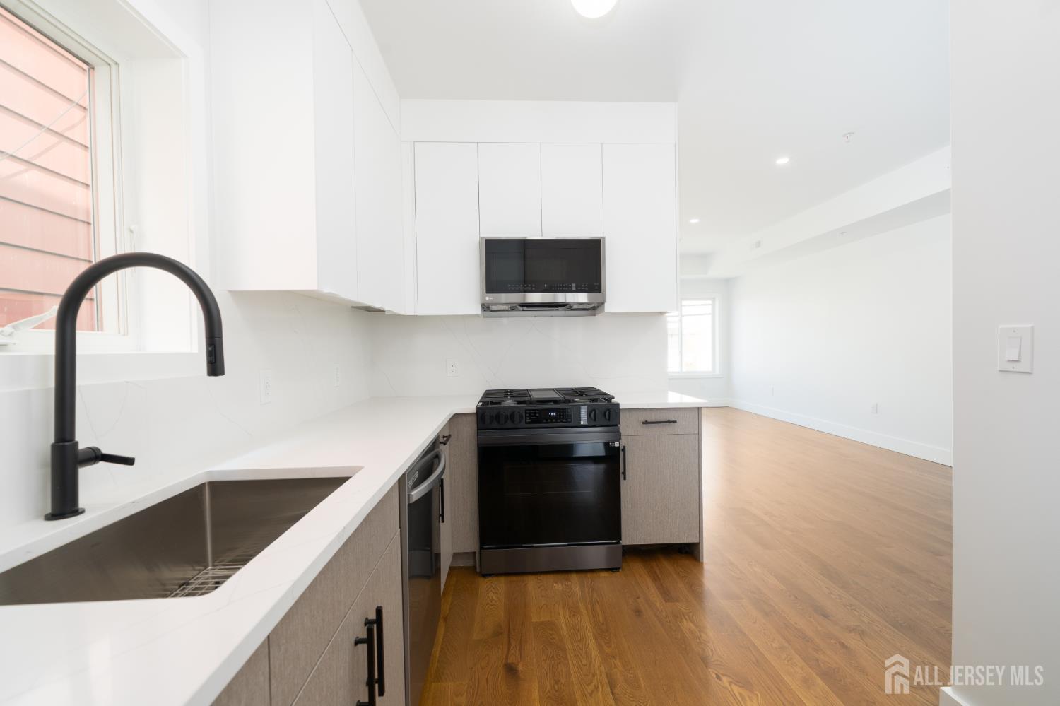 67 Virginia Avenue 2, Jersey City, NJ, 07304 image 17