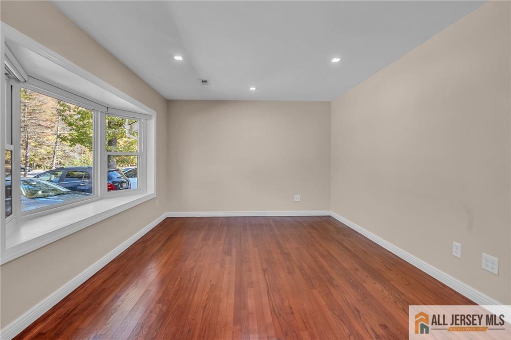 107 Finnegan Lane Image 4