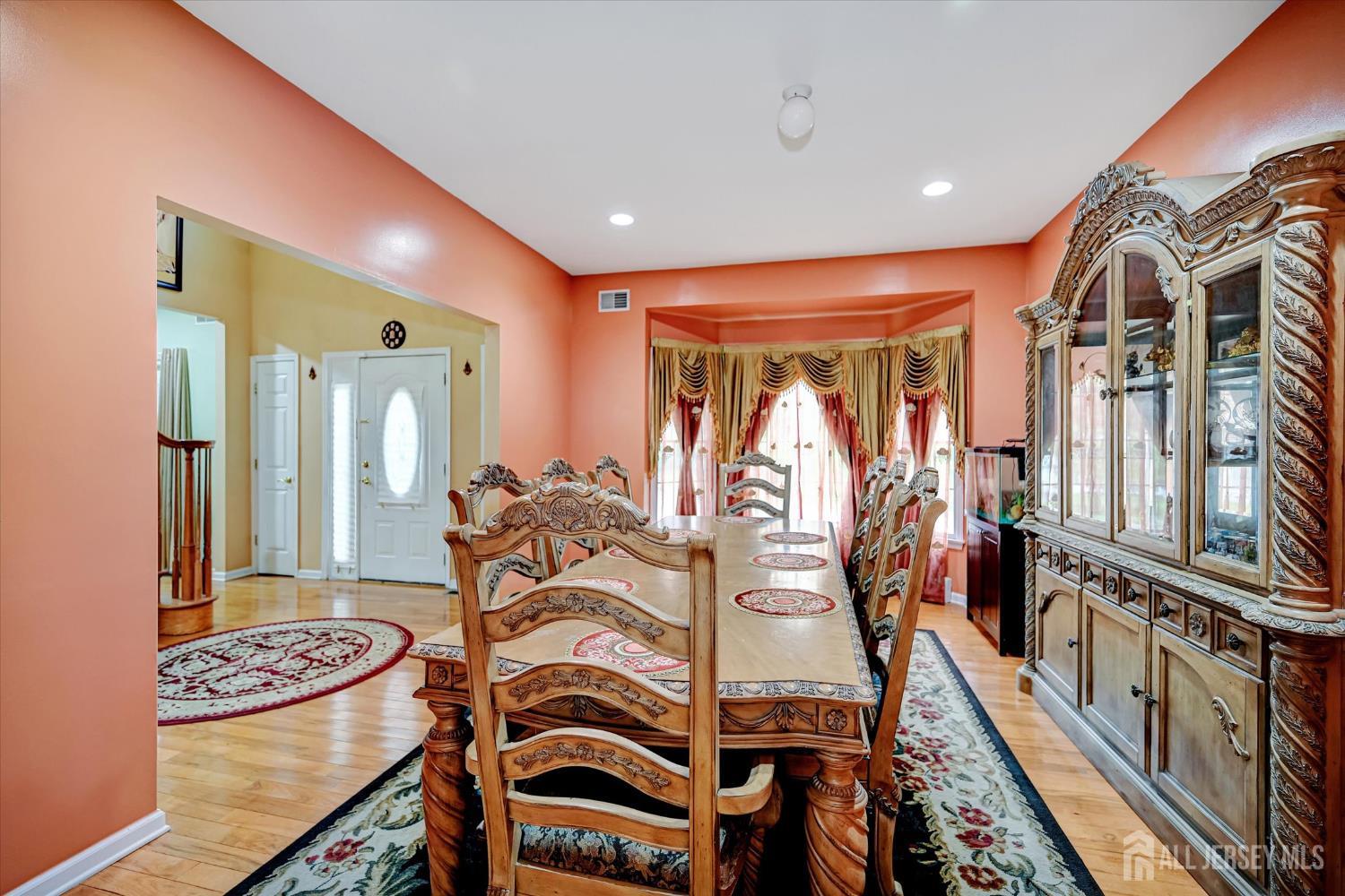 10 MILFORD Court, Edison, NJ, 08820 image 9