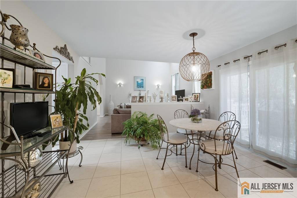 2 Guinevere Road, Monroe, NJ, 08831 image 14