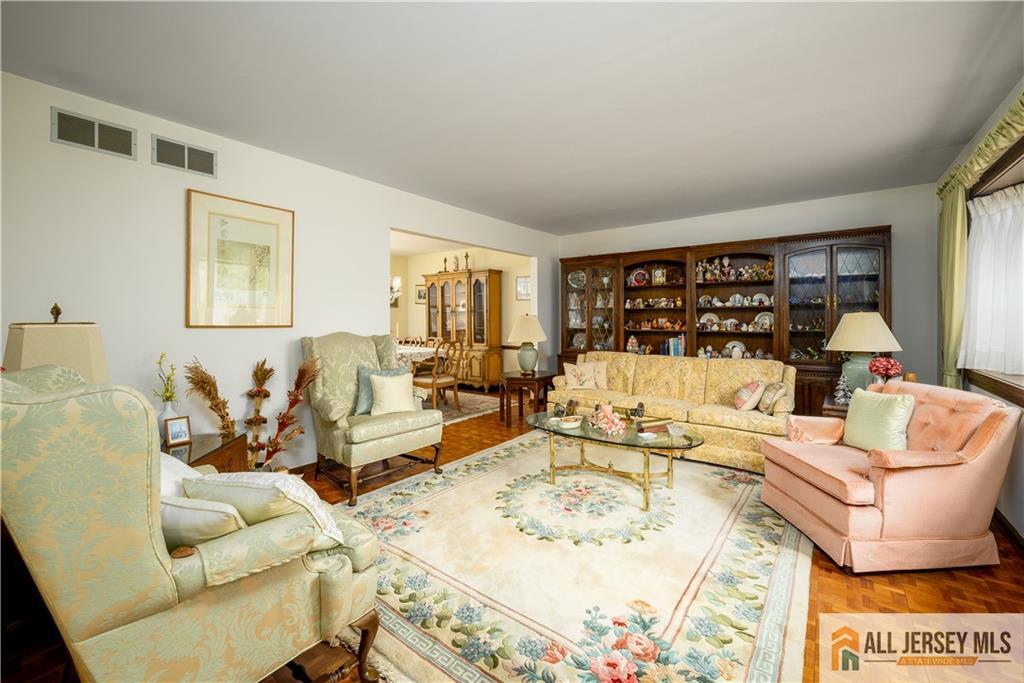 12 W Clark Place, Colonia, NJ, 07067 image 7