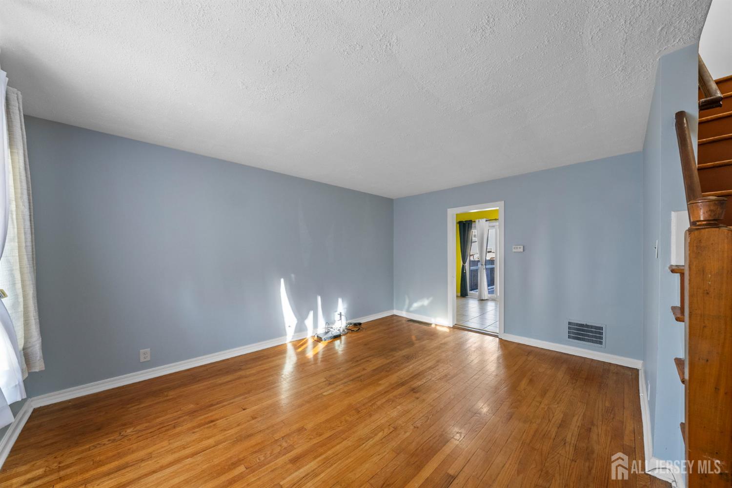 532 Olive Place, Woodbridge Proper, NJ, 07095 image 6