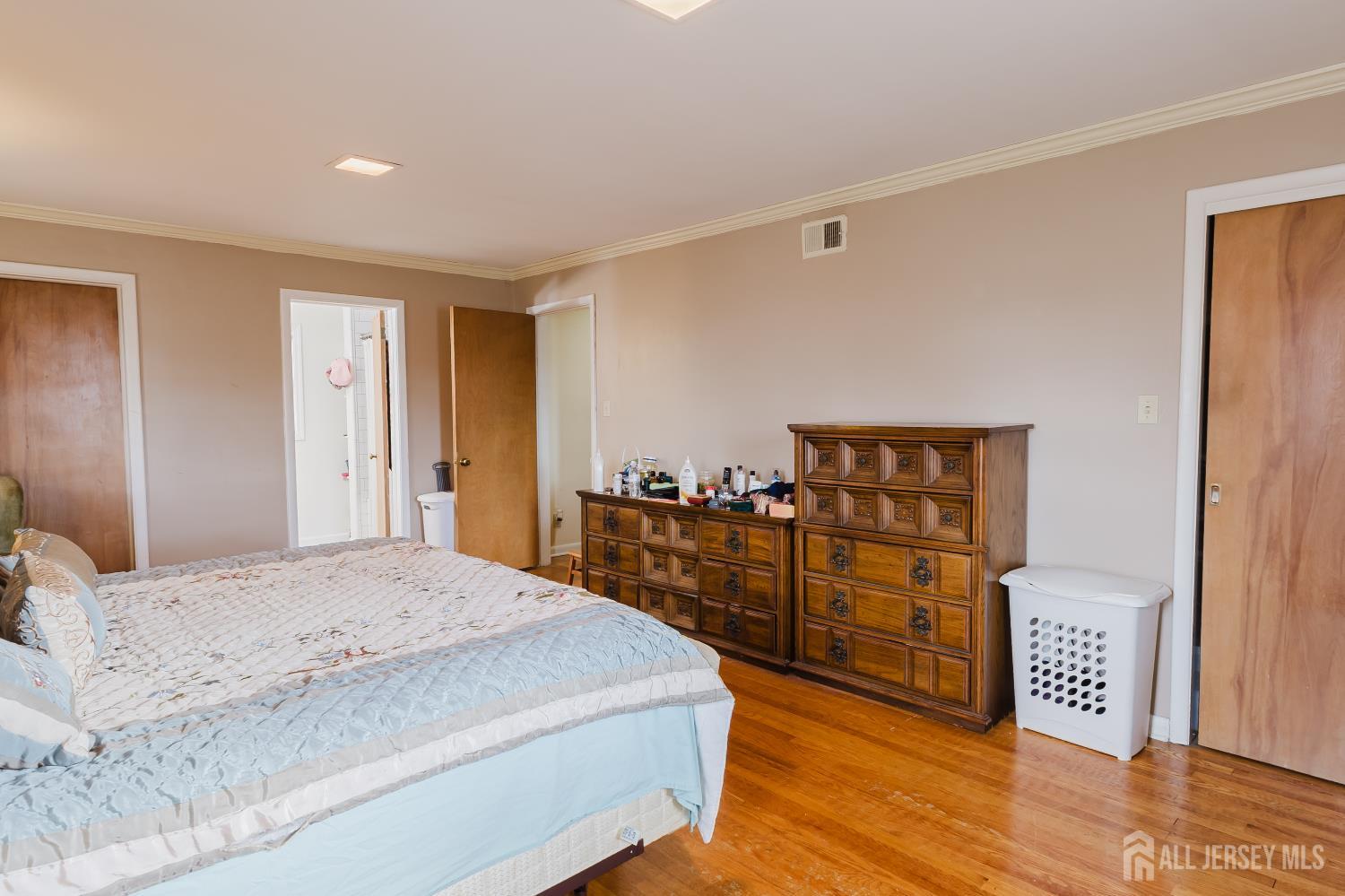 11 Edgeworth Place, New Brunswick, NJ, 08901 image 14