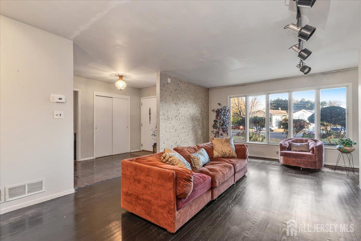 1066 Allenwood Drive, Plainfield, NJ, 07060 image 6