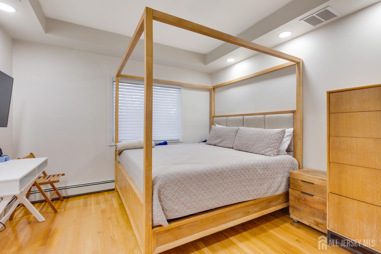 6 Milton Avenue, East Brunswick, NJ, 08816 image 32