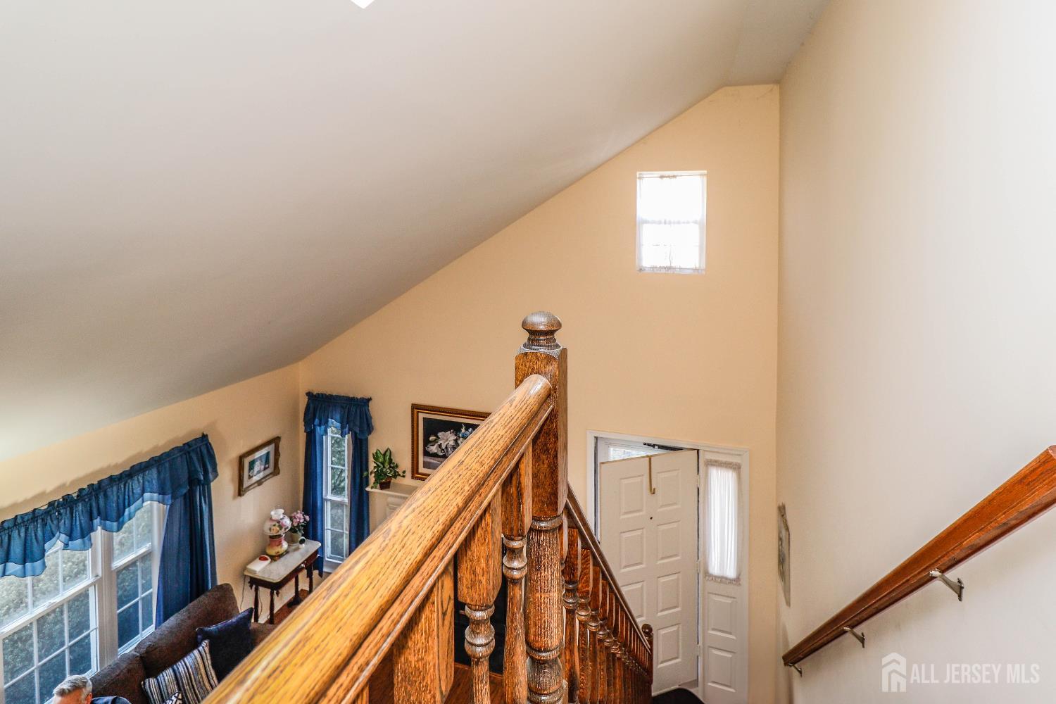 288 Waterlou Court, Franklin Twsp, NJ, 08873 image 34