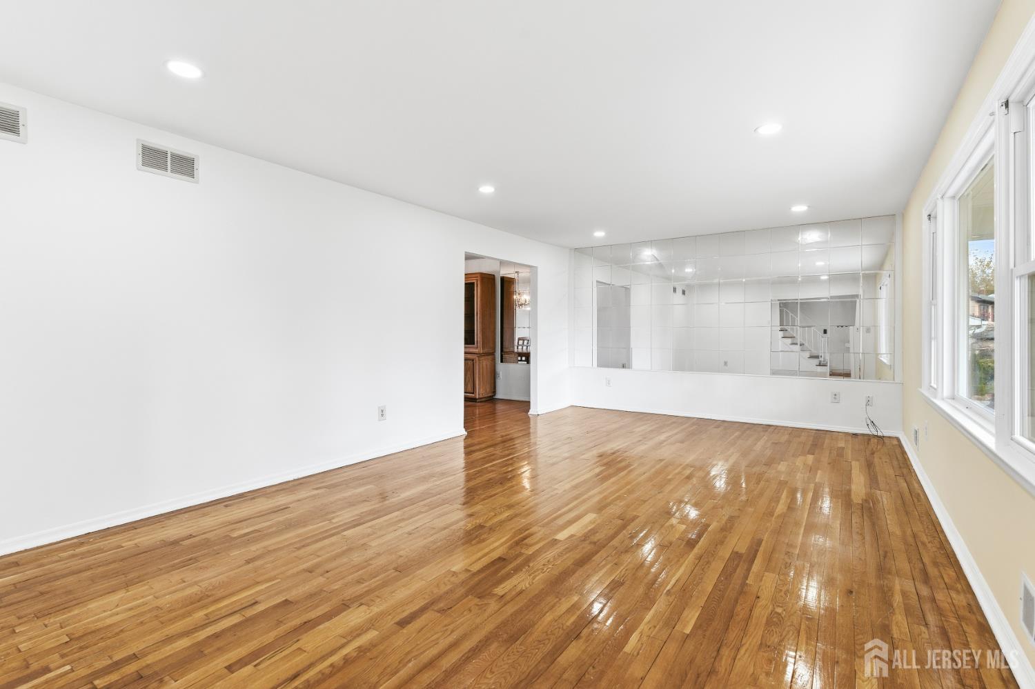 7 Oberlin Court, Edison, NJ, 08820 image 6