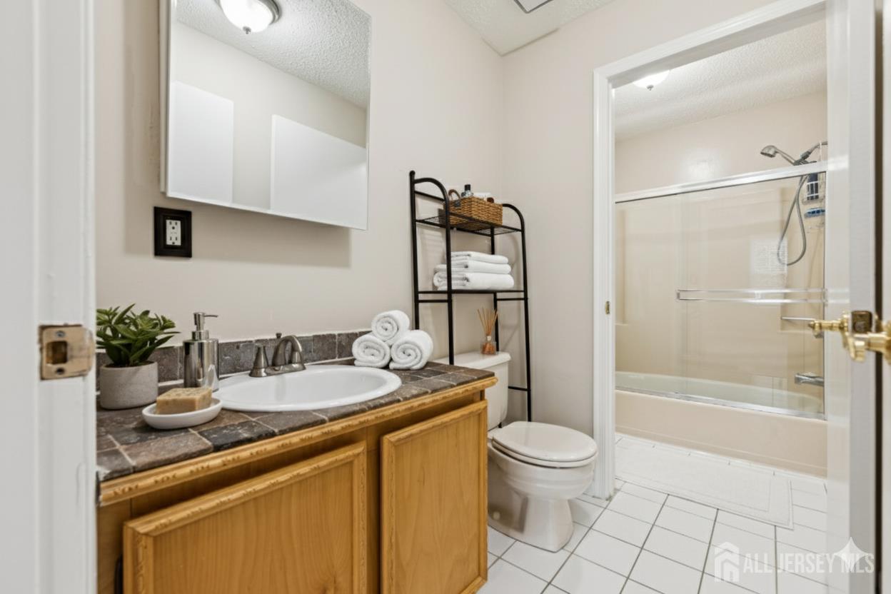 20 AUSTIN Court 7, Freehold Twp, NJ, 07728 image 28