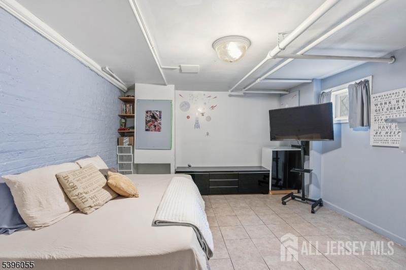 106 W Gibbons Street, Linden, NJ, 07036 image 15