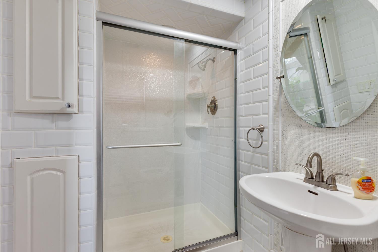 6 Milton Avenue, East Brunswick, NJ, 08816 image 15