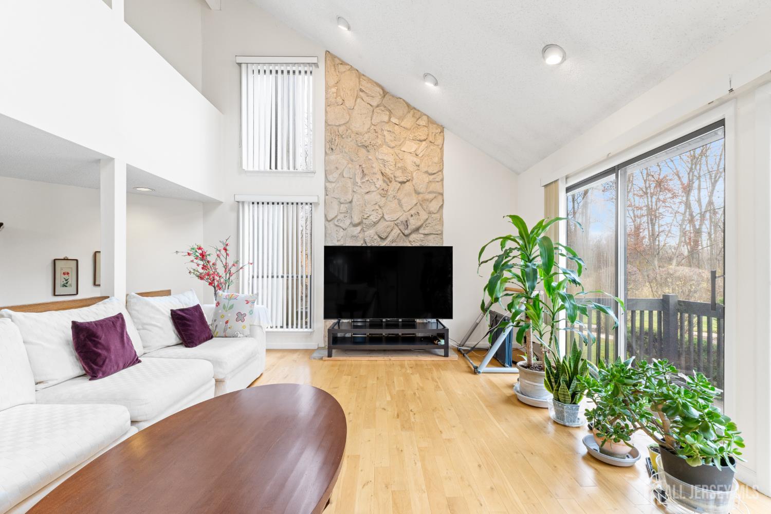 338 Westgate Drive, Edison, NJ, 08820 image 11