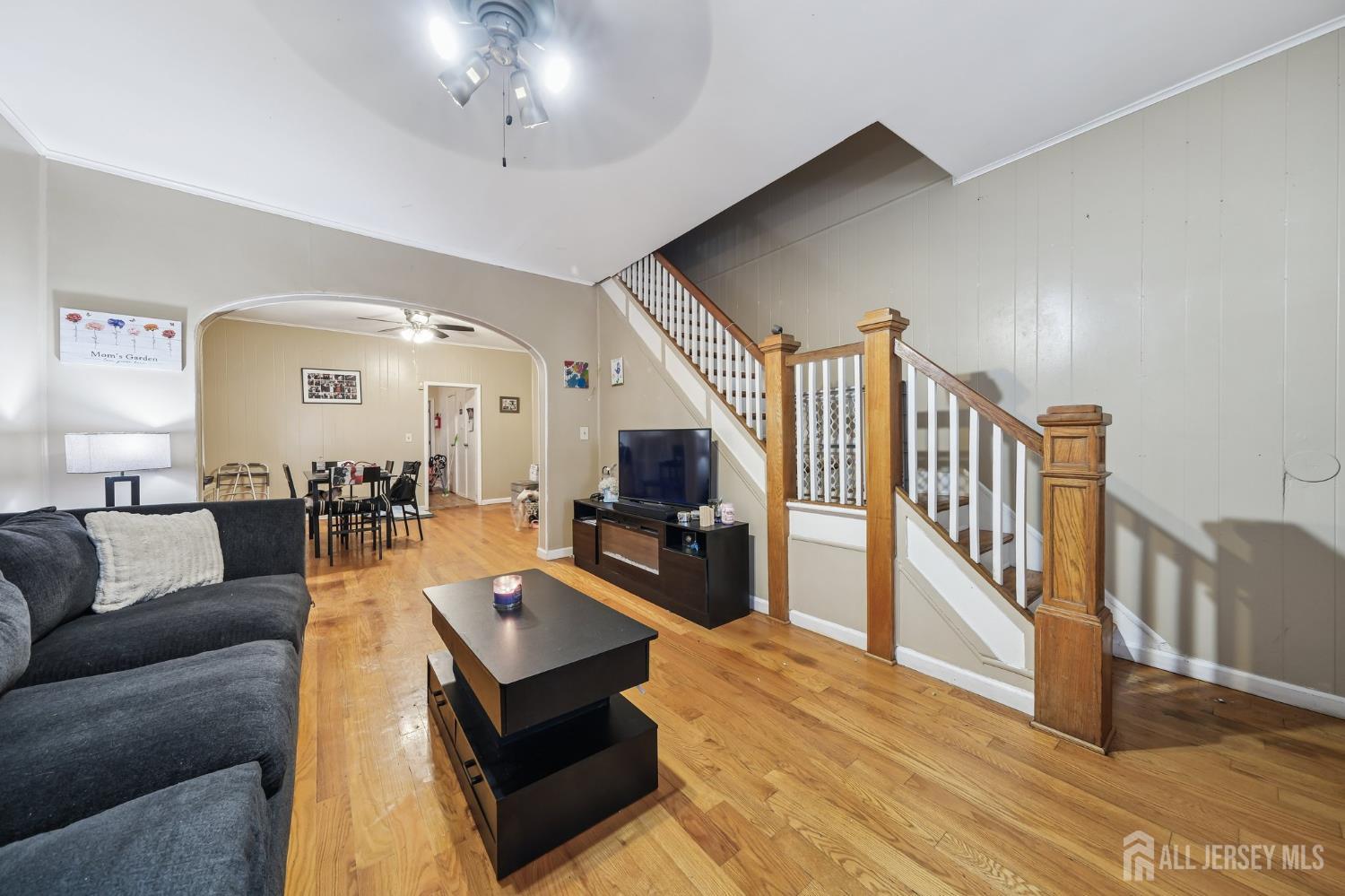 190 Lewis Street Image 5