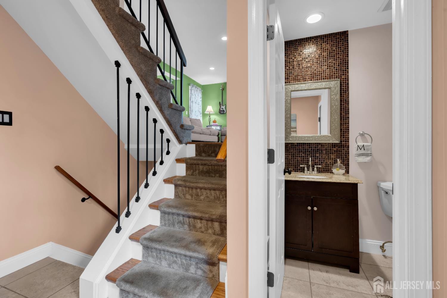 225 SILVER Lane Image 5