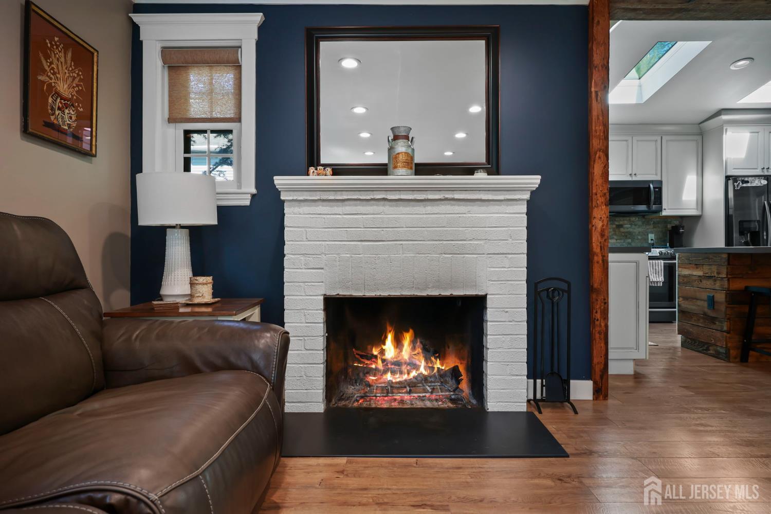 7 Lake Avenue Image 5