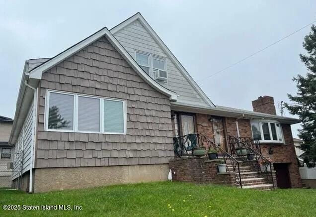 708 Hylan Boulevard Image 3