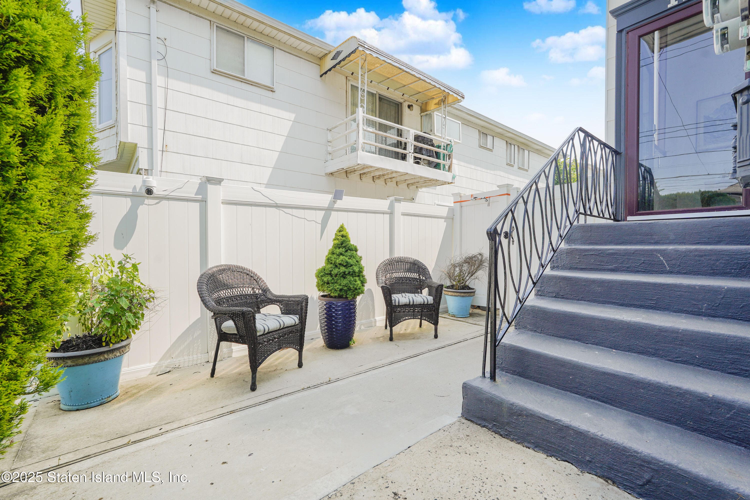 117 Rockville Avenue Image 3