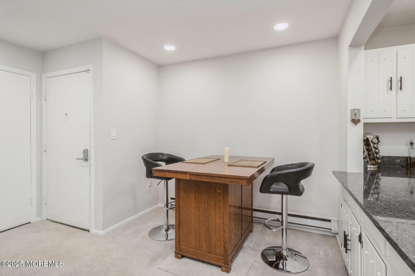 165 Lexington Court Image 4