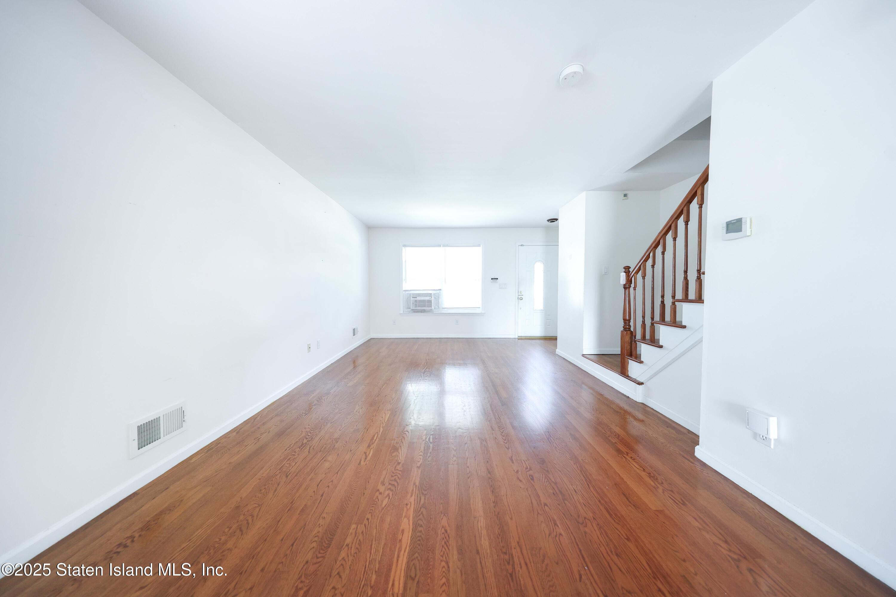 490 Collfield Avenue, Staten Island, NY, 10314 image 7