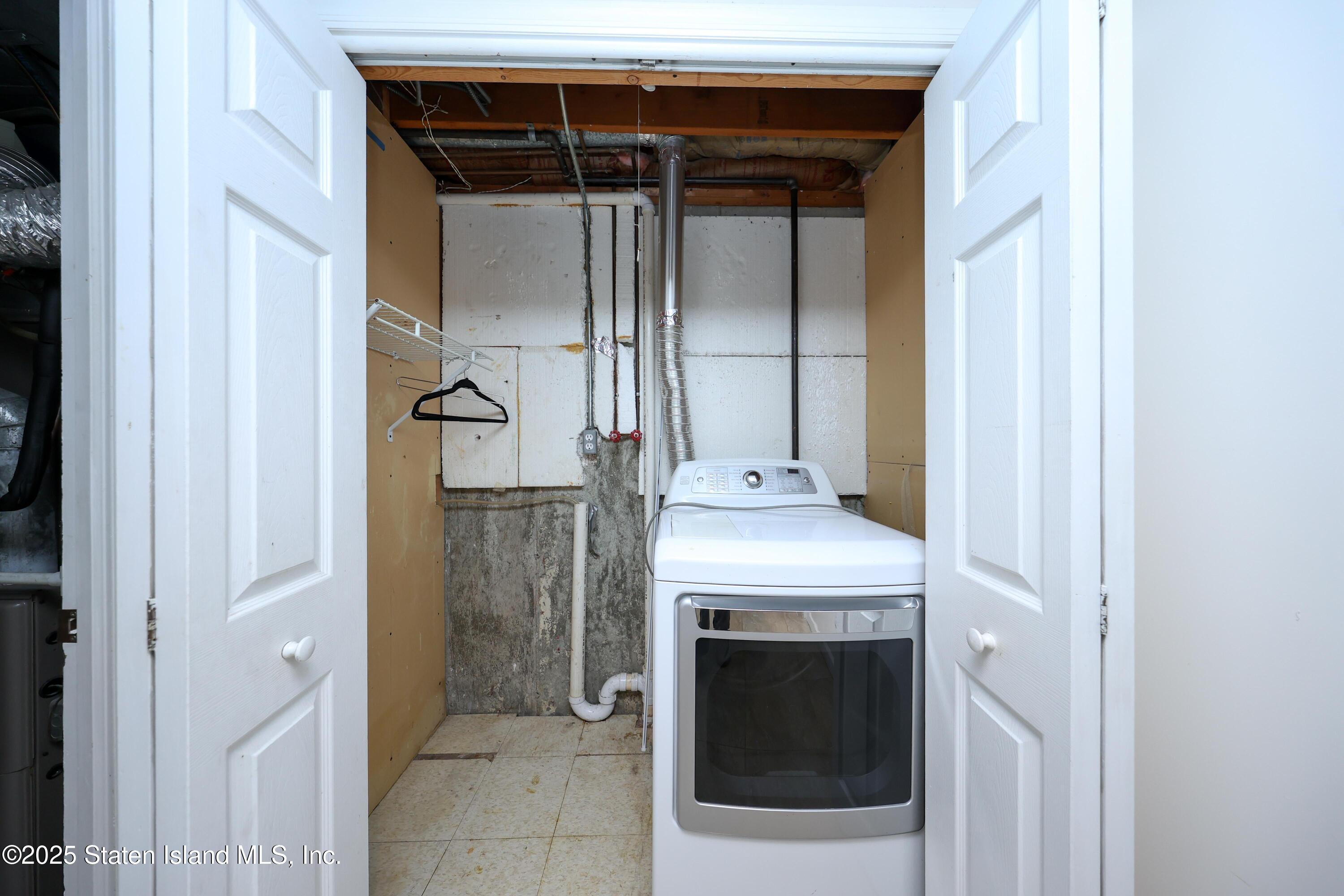 490 Collfield Avenue, Staten Island, NY, 10314 image 30