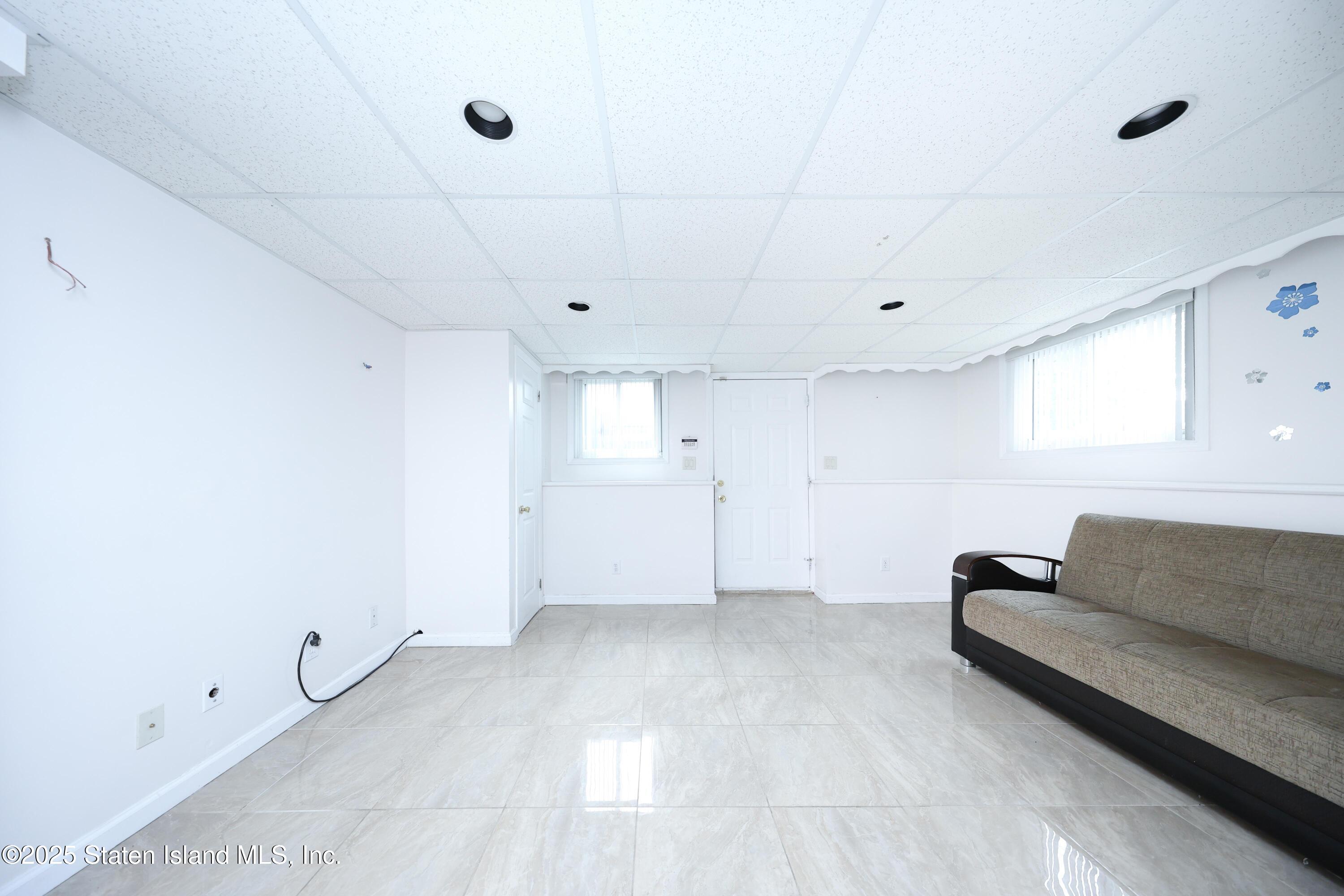 490 Collfield Avenue, Staten Island, NY, 10314 image 24