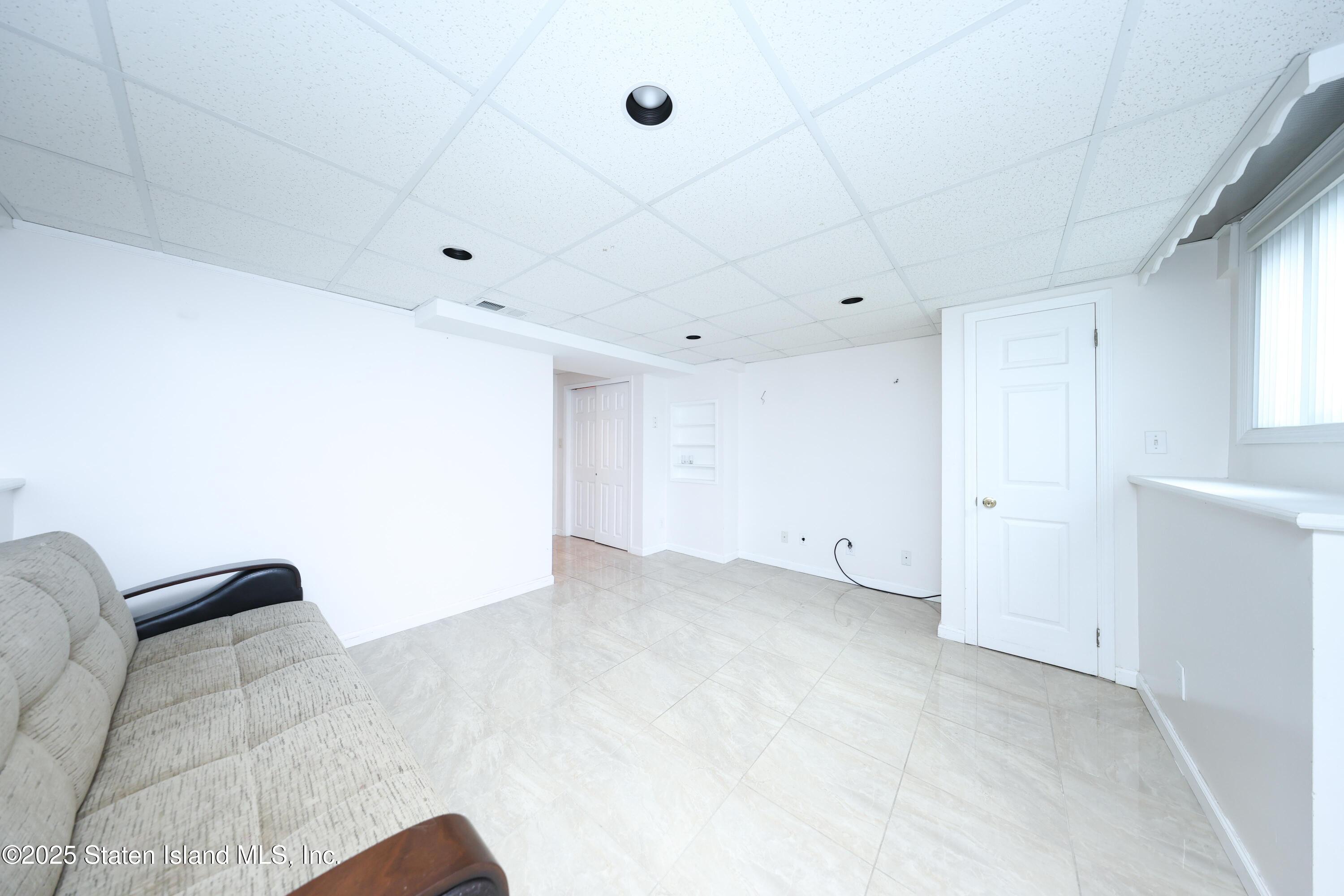 490 Collfield Avenue, Staten Island, NY, 10314 image 25