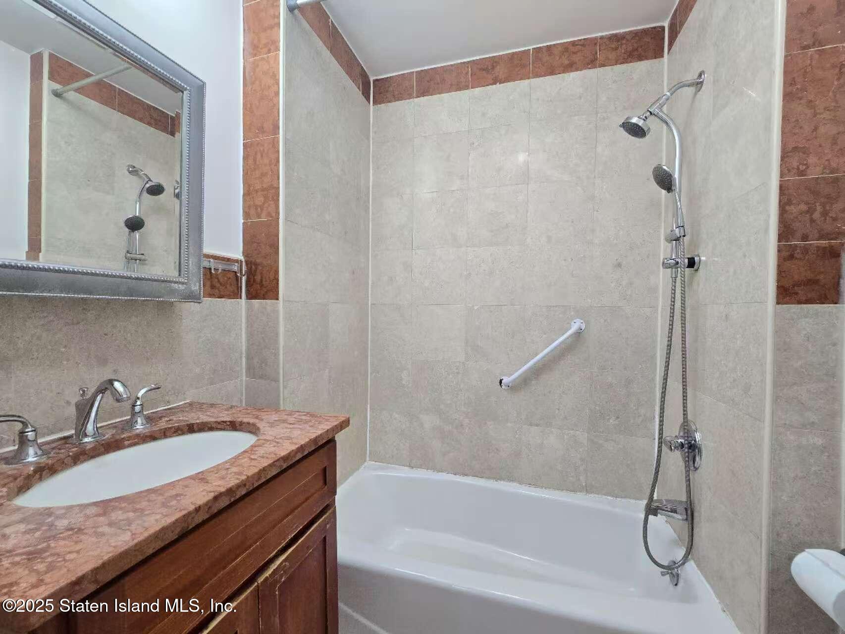 1494 Ocean Avenue 1l, Brooklyn, NY, 11230 image 9