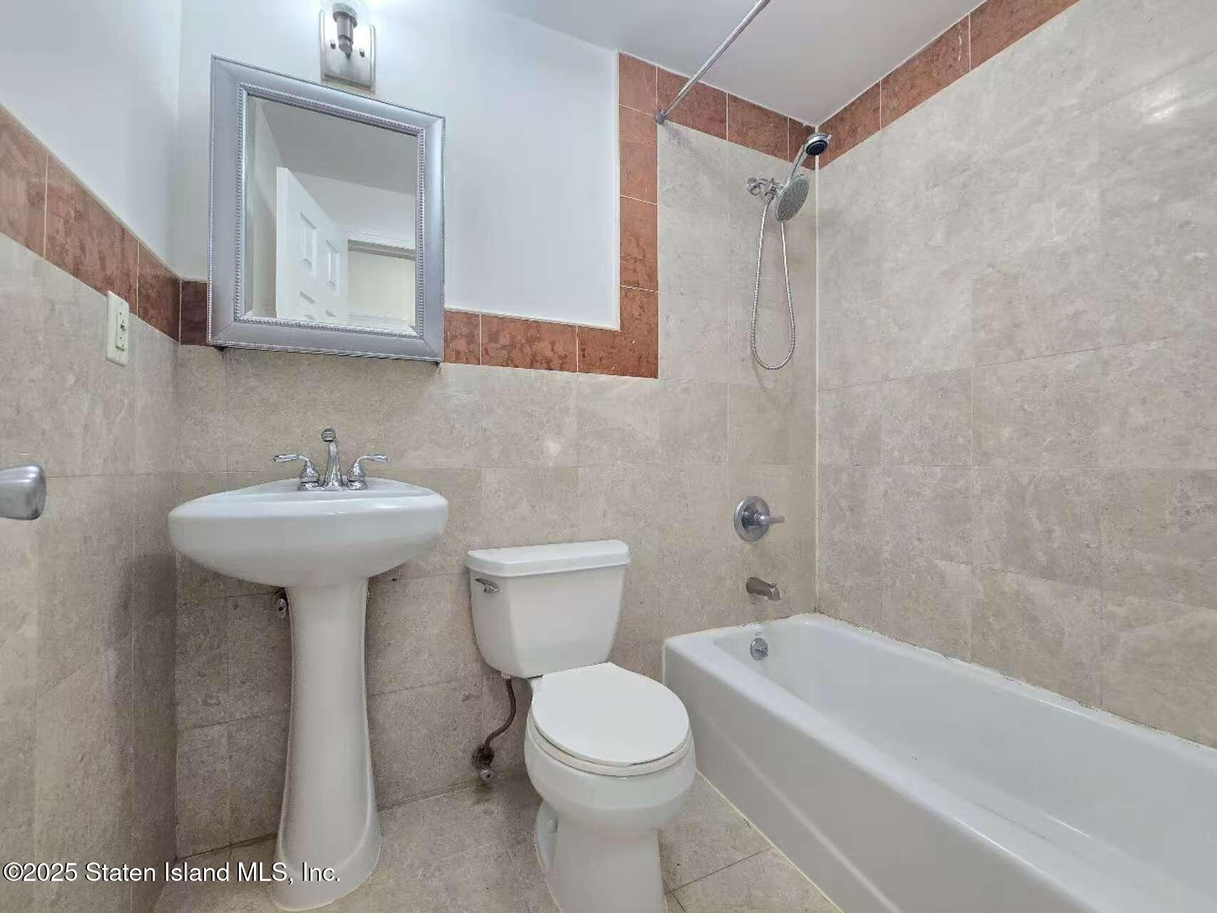 1494 Ocean Avenue 1l, Brooklyn, NY, 11230 image 8