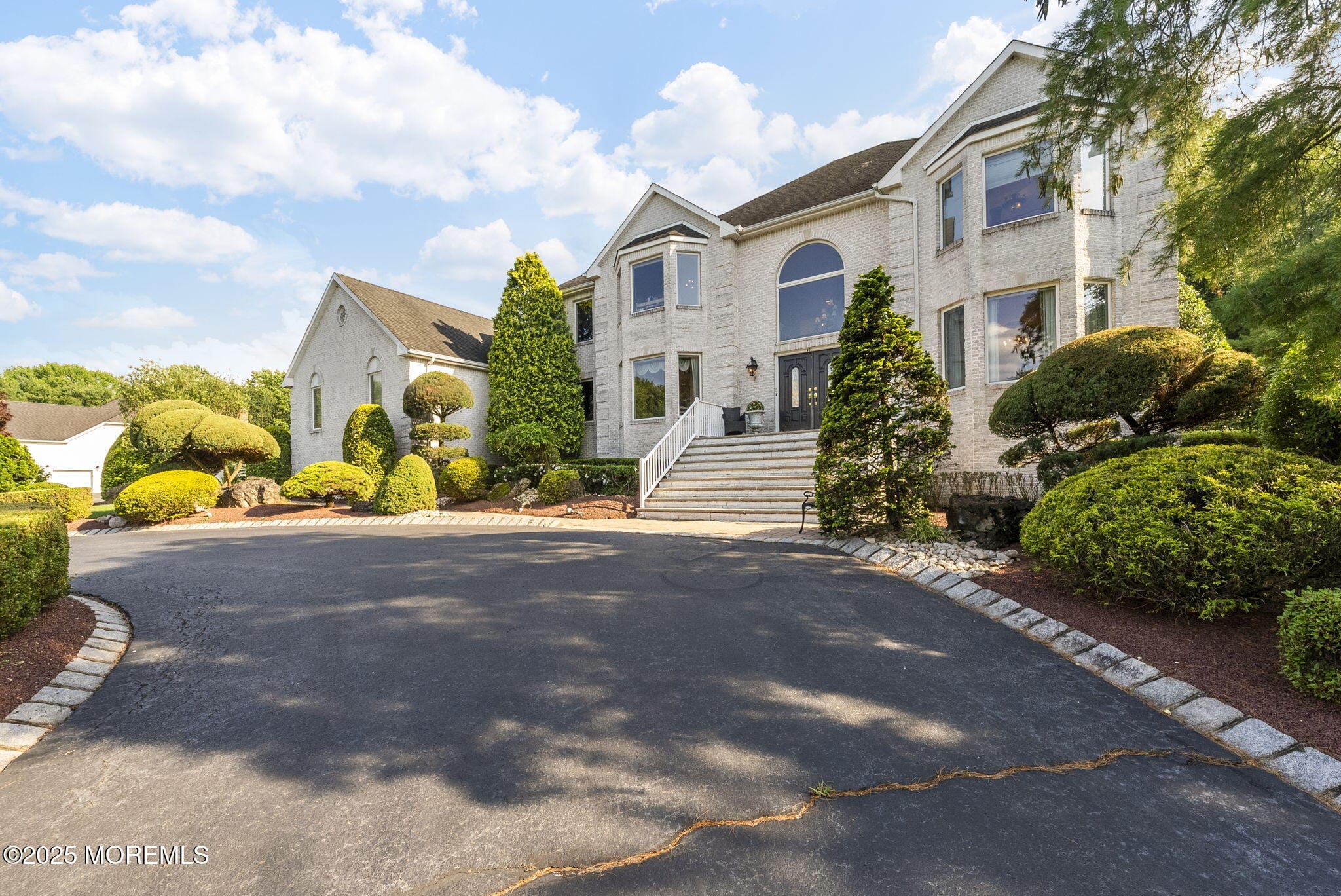 320 Sinclair Court, Morganville, NJ, 07751 image 8