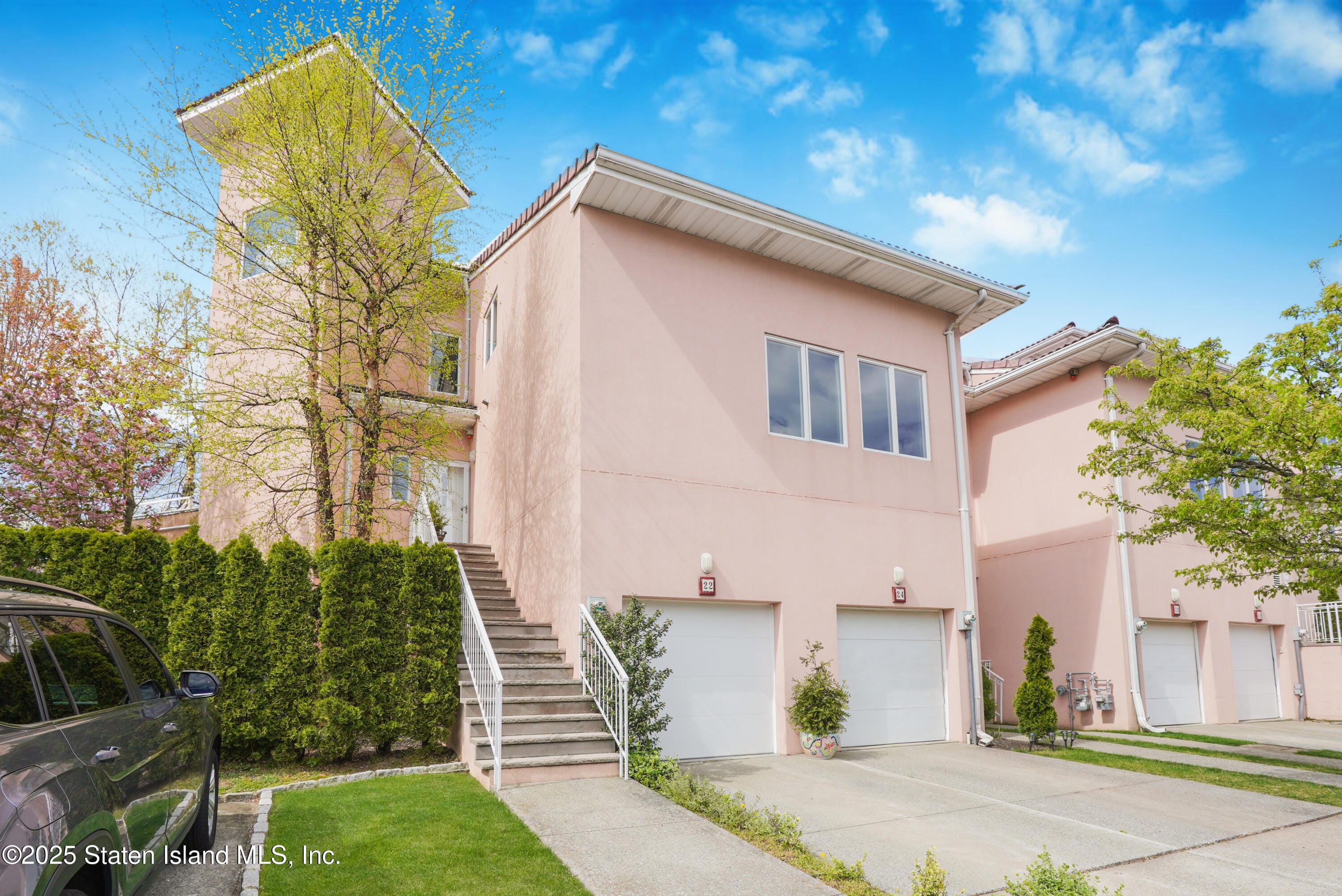 22 Harbour Court Image 4