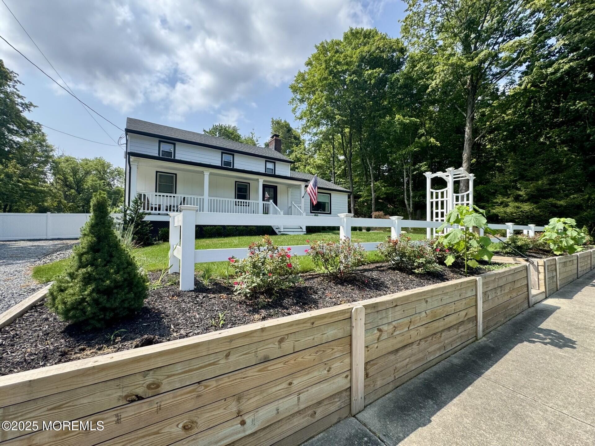 72 Main Street Image 5