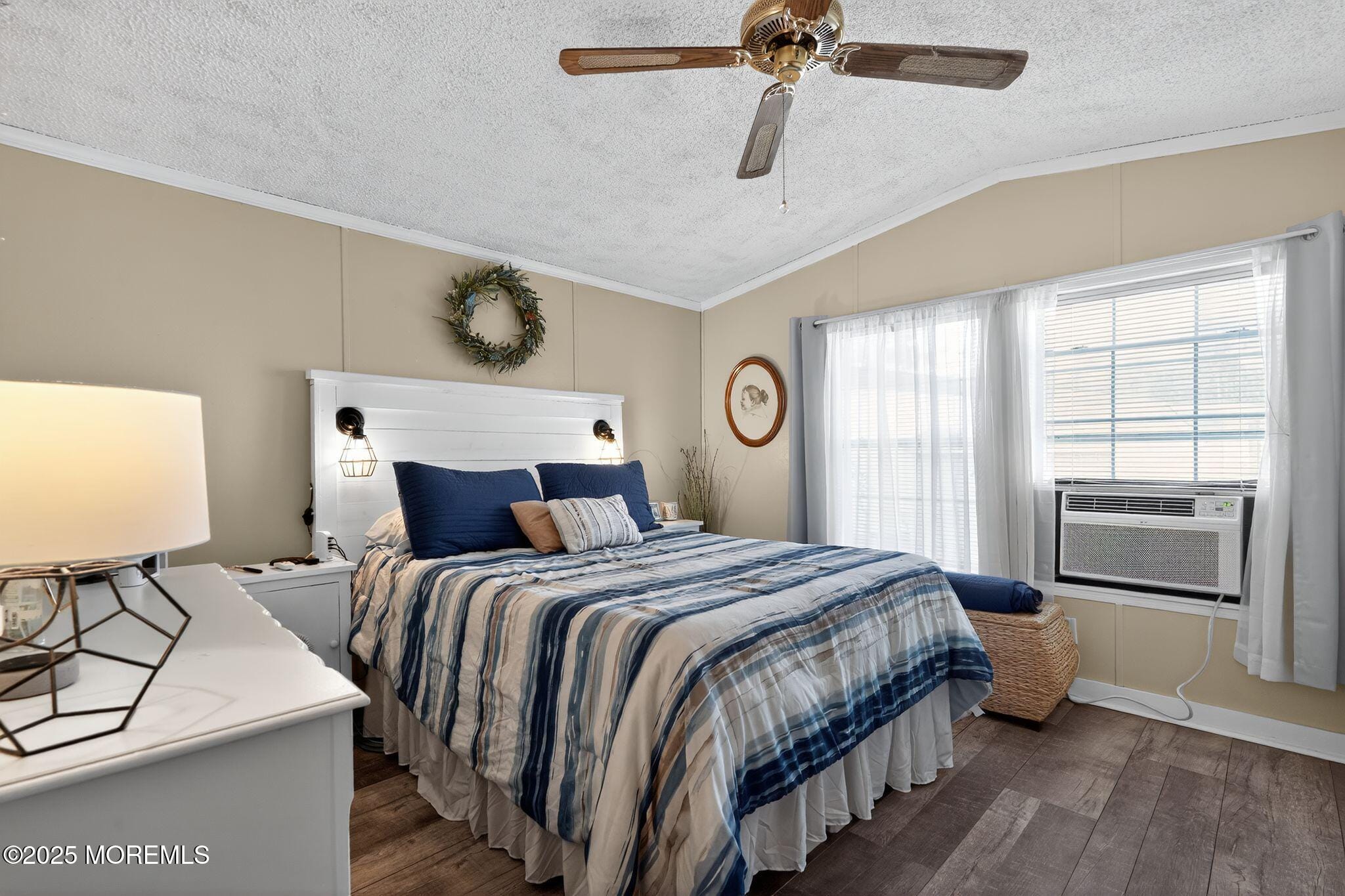 4 South Drive, East Windsor, NJ, 08520 image 16