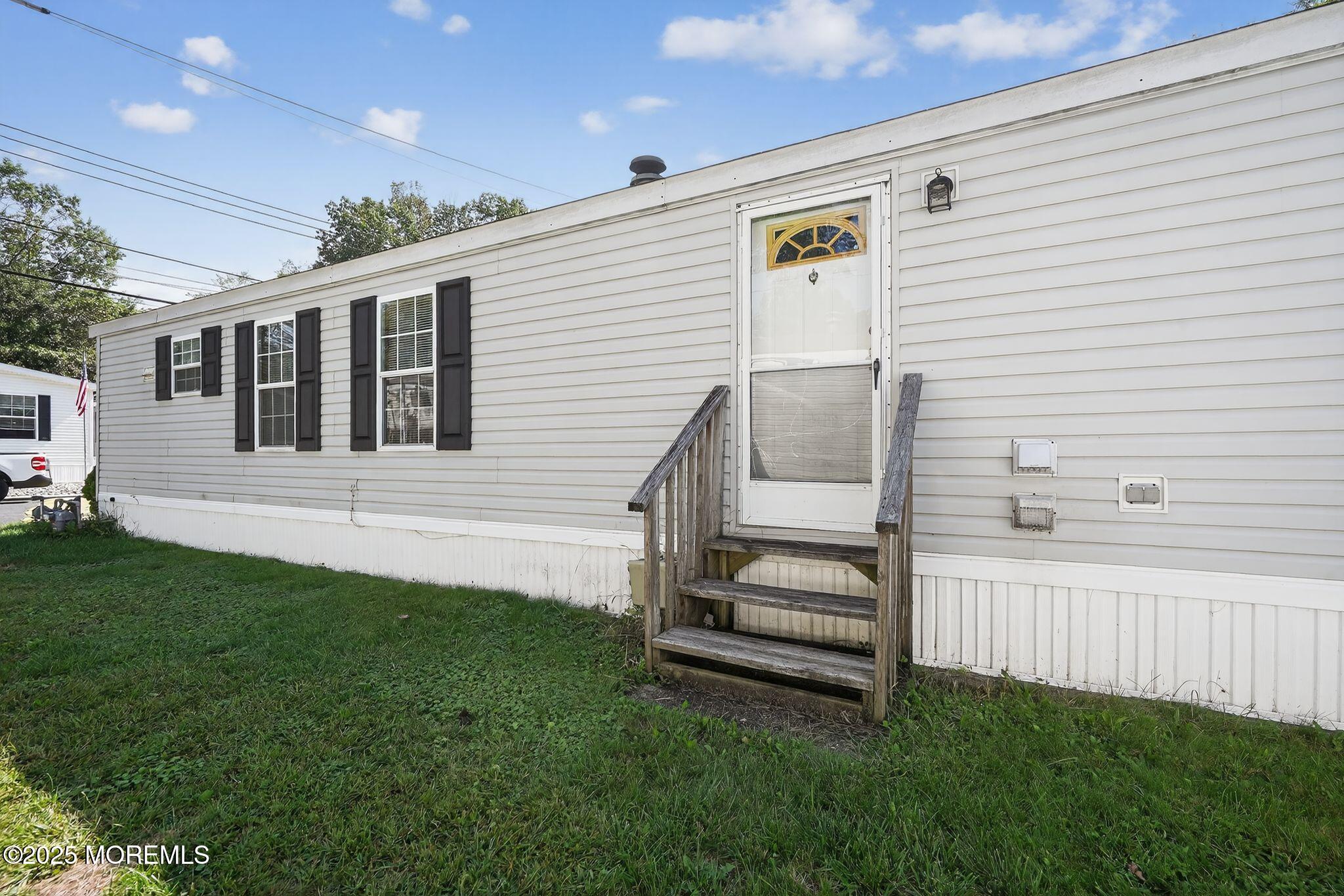 4 South Drive, East Windsor, NJ, 08520 image 23