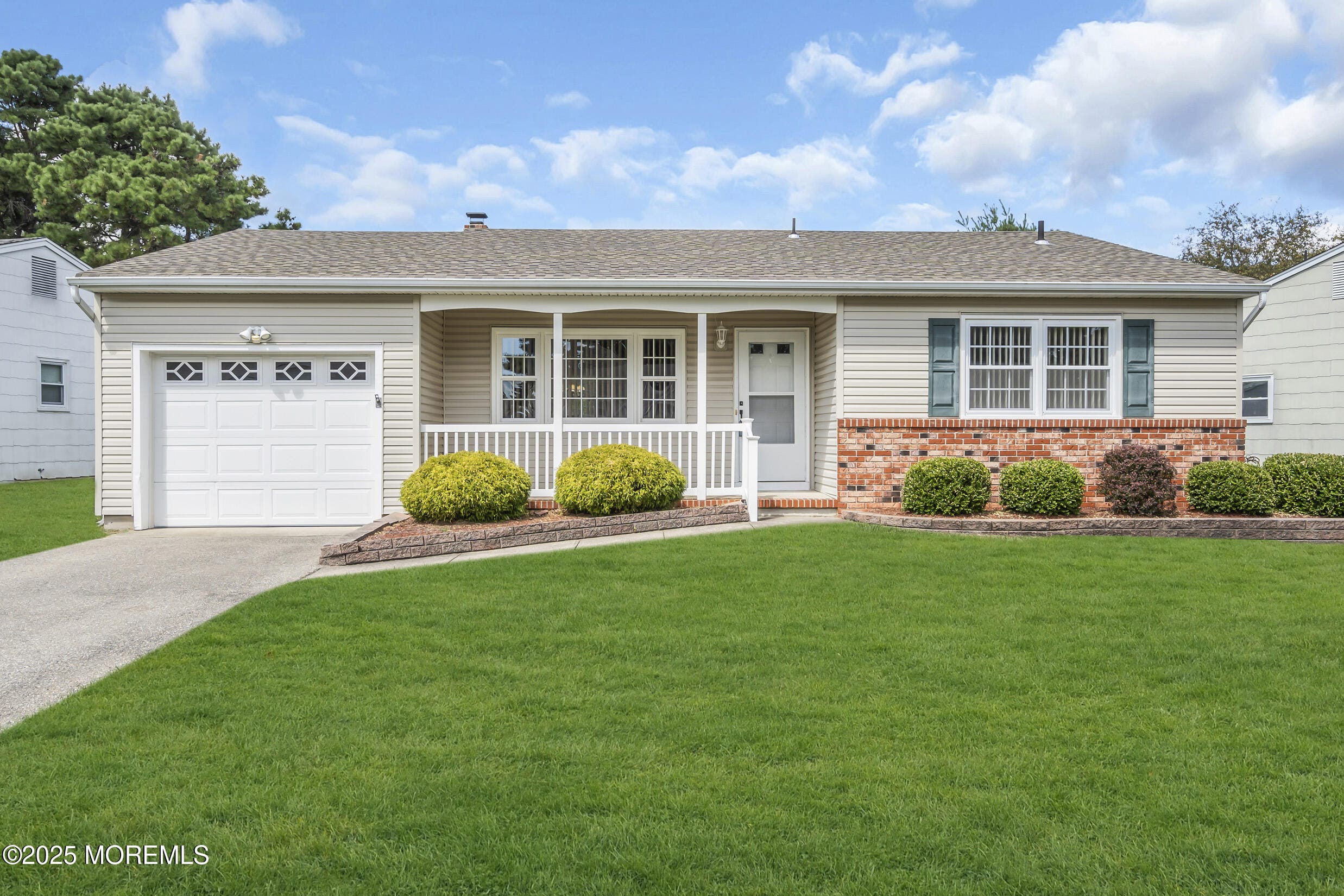 162 Castleton Drive, Toms River, NJ, 08757