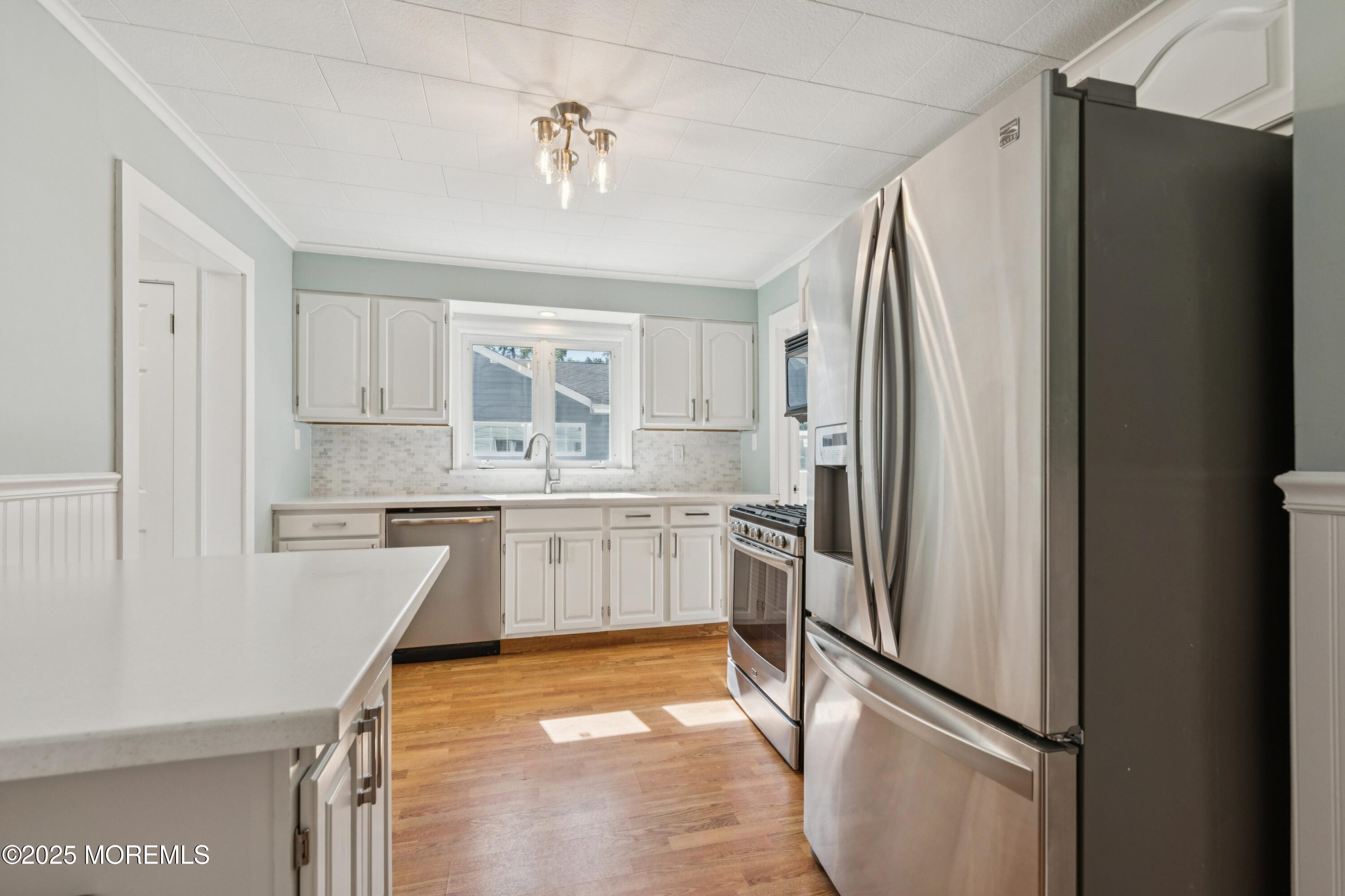 1425 Adrienne Road Image 5