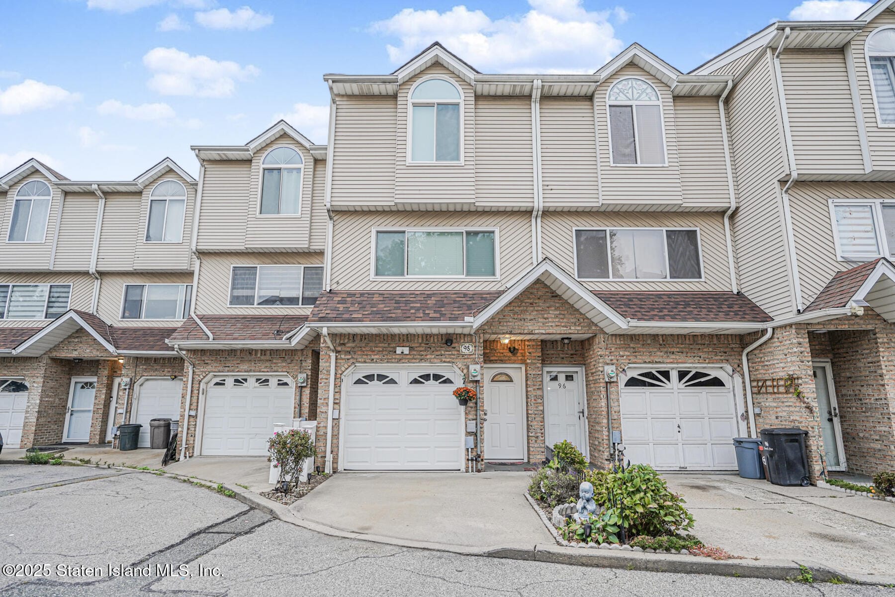 98 Church Avenue, Staten Island, NY, 10314