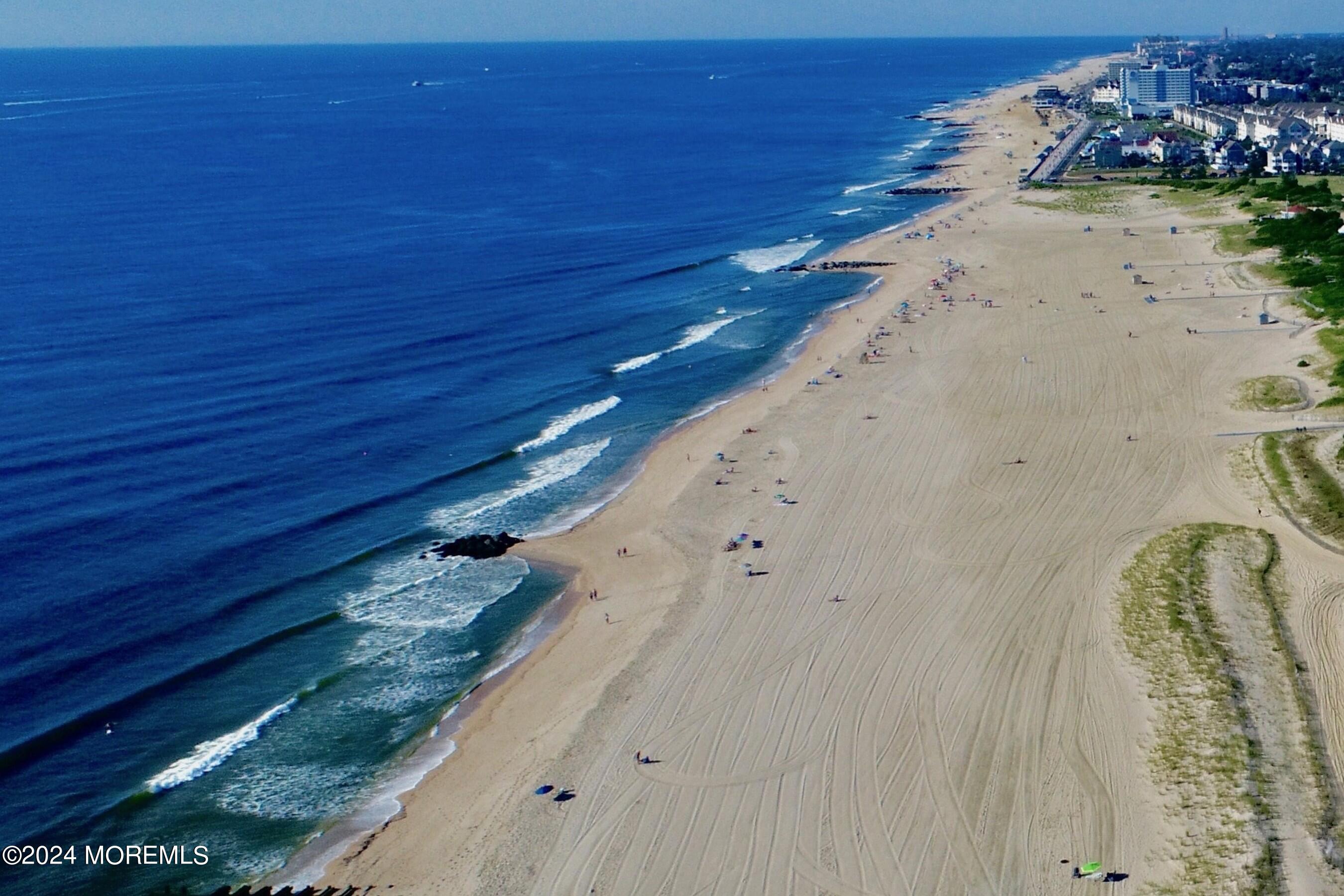 421 Georgetown Drive, Morganville, NJ, 07751 image 73